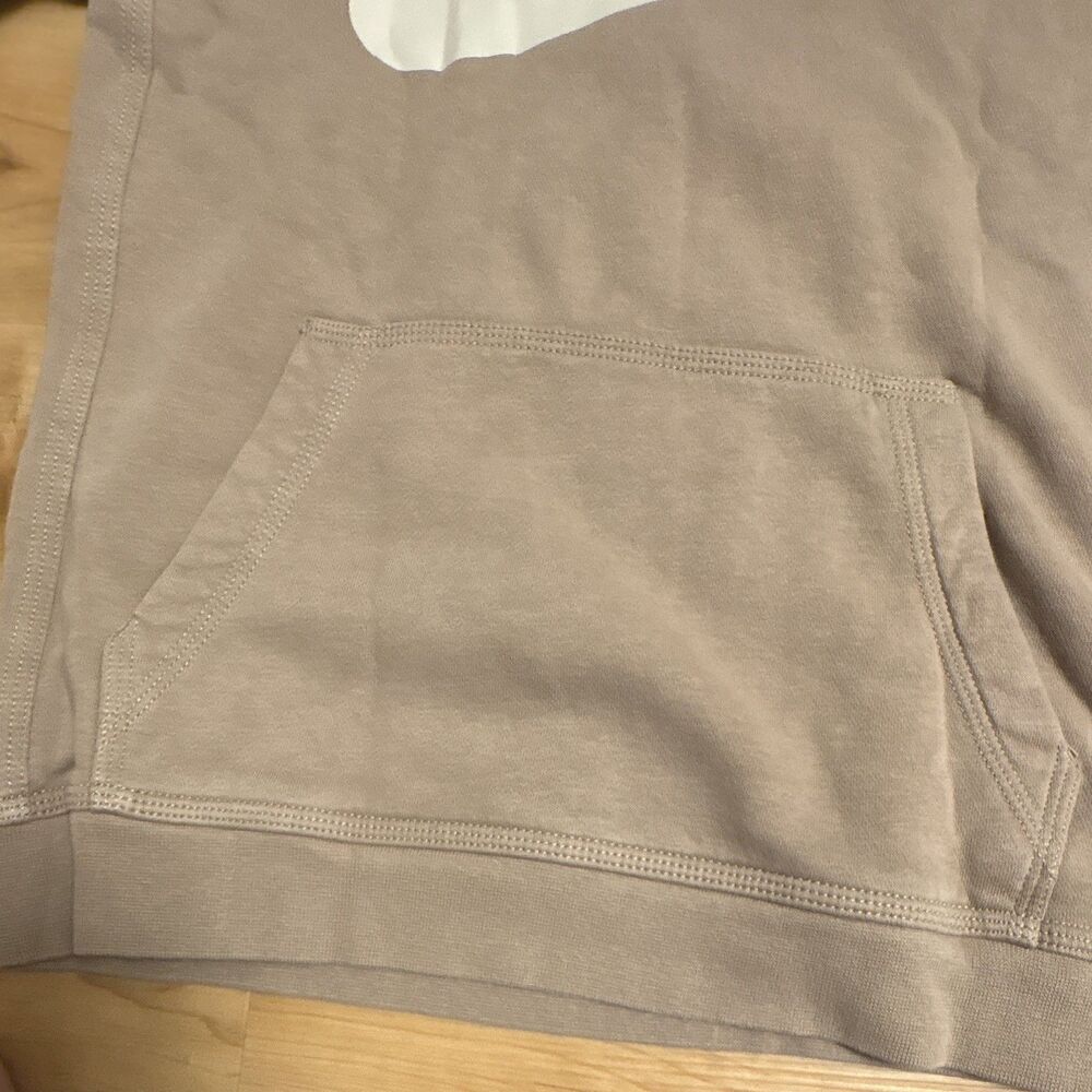 Nike Boy’s Beige Fleece Pullover Hoodie Pocket Size M - Picture 4 of 8